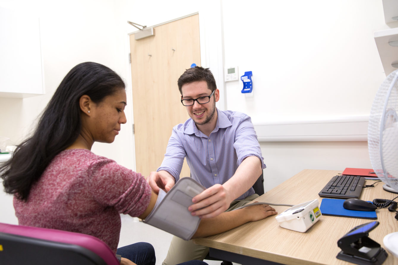 Measureing blood pressure